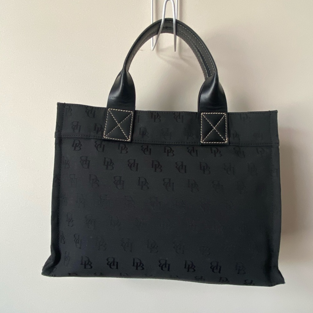 Dooney & Bourke purse